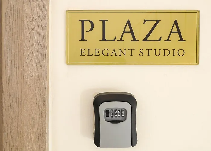 Plaza Elegant Suite Στο Κέντρο Του Βόλου