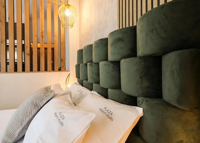 Plaza Elegant Suite Στο Κέντρο Του Βόλου
